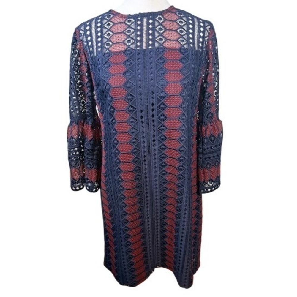 Trina Turk‎ Dreamland Crochet Lace Shift Dress 6 Bell Sleeve Navy Burgundy